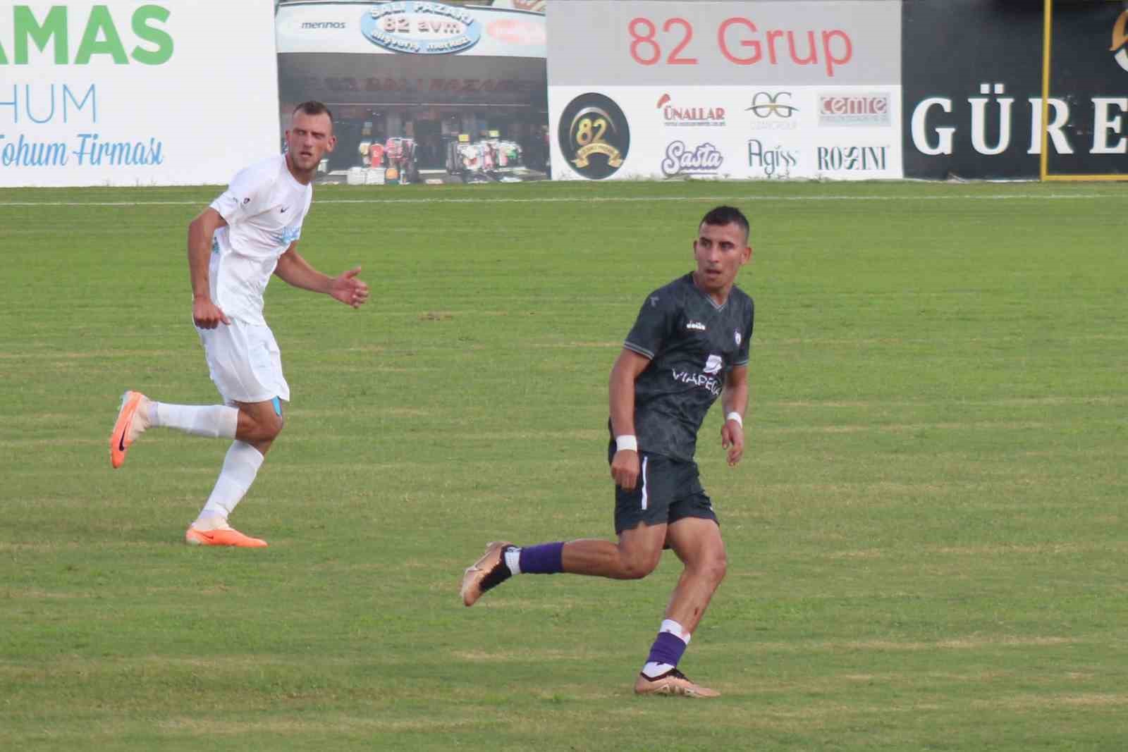 Afyonspor lige mağlubiyetle başladı.