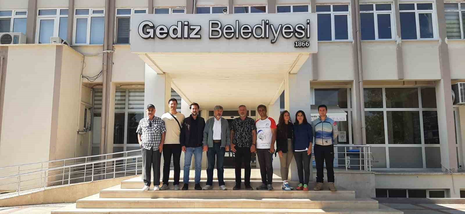 Murat Dağı'nda Yamaç Paraşütü Yarışlarına Hazırlık