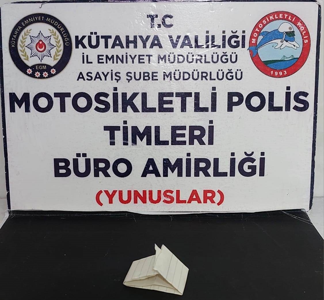 Kütahya'da 0.76 gram metamfetamin ele geçirildi