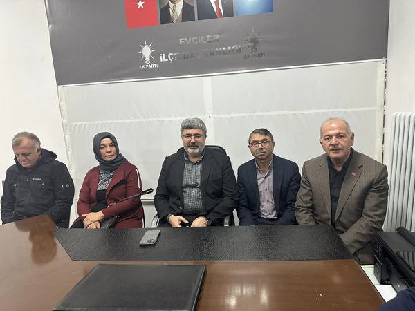 Afyonkarahisar'da Ak Parti Evciler İlçesi Toplantısı Gerçekleşti