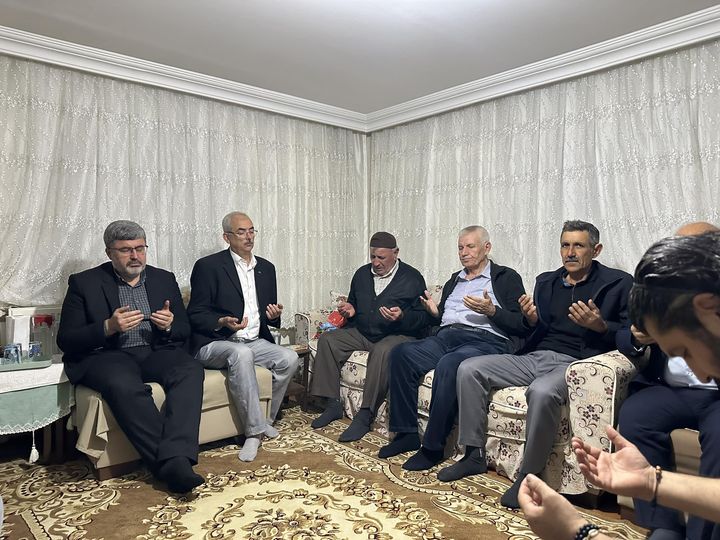 AK Parti Milletvekili Ali Özkaya, taziye ziyaretinde