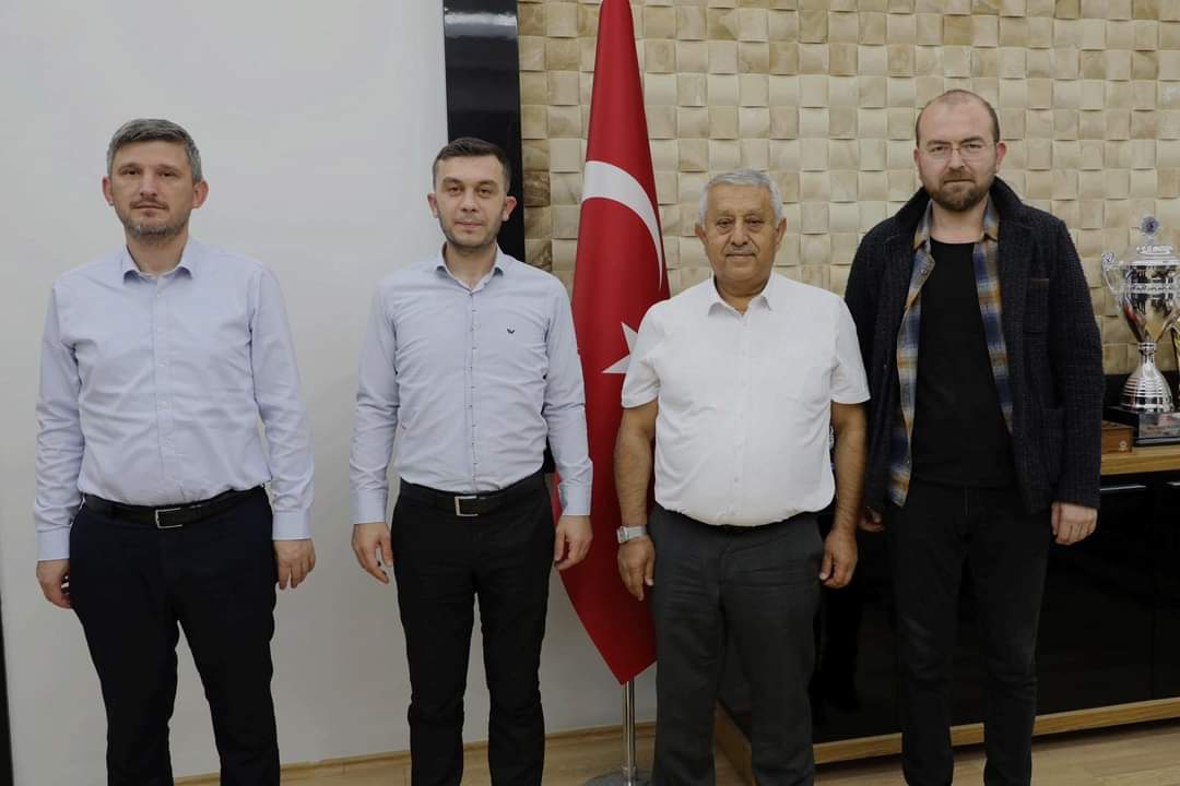 Yeniden Refah Partisi Afyonkarahisar Belediye Başkanı ile görüştü.