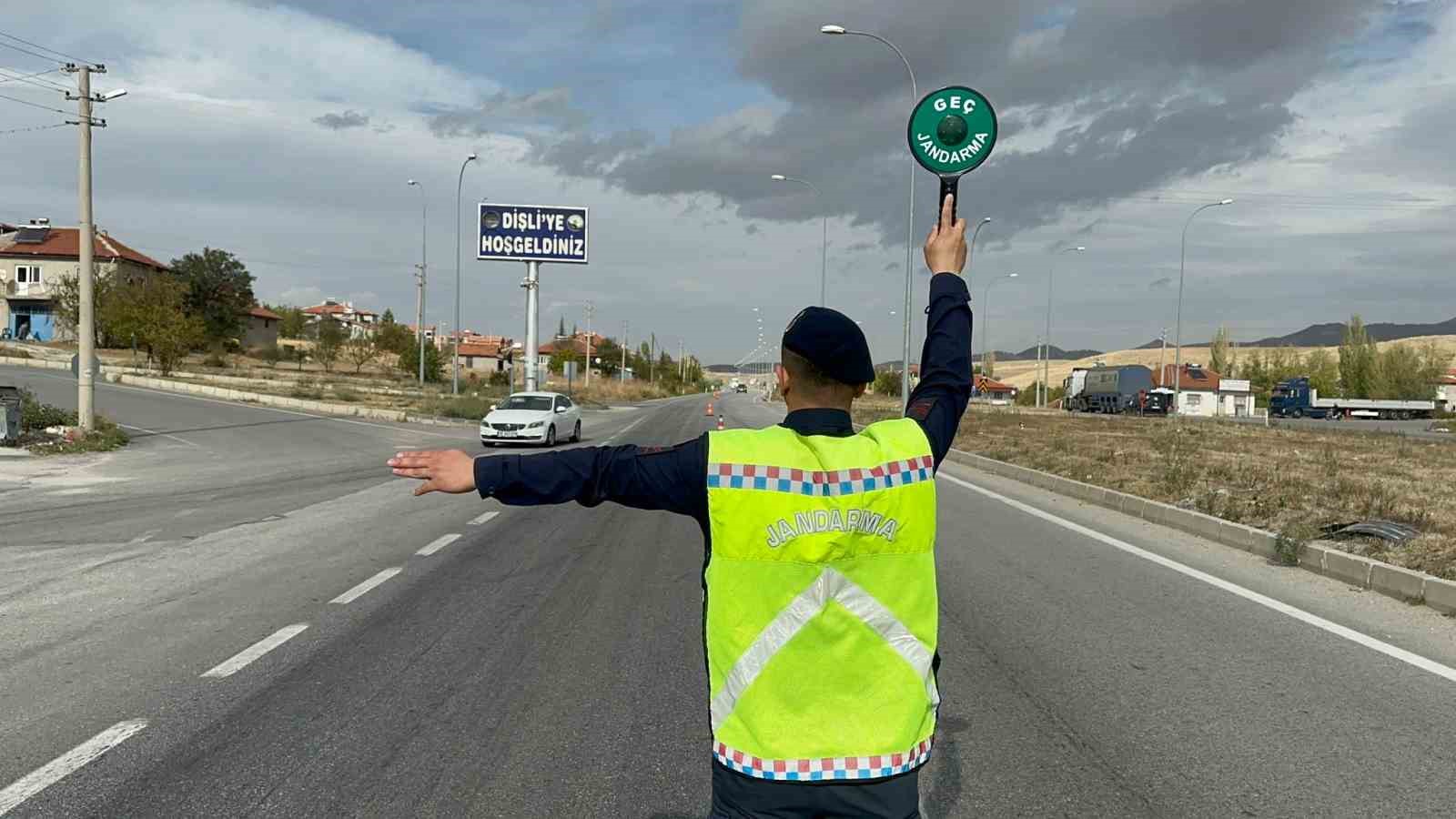Bolvadin'de Jandarma Denetimi: Hiç Ceza Yok