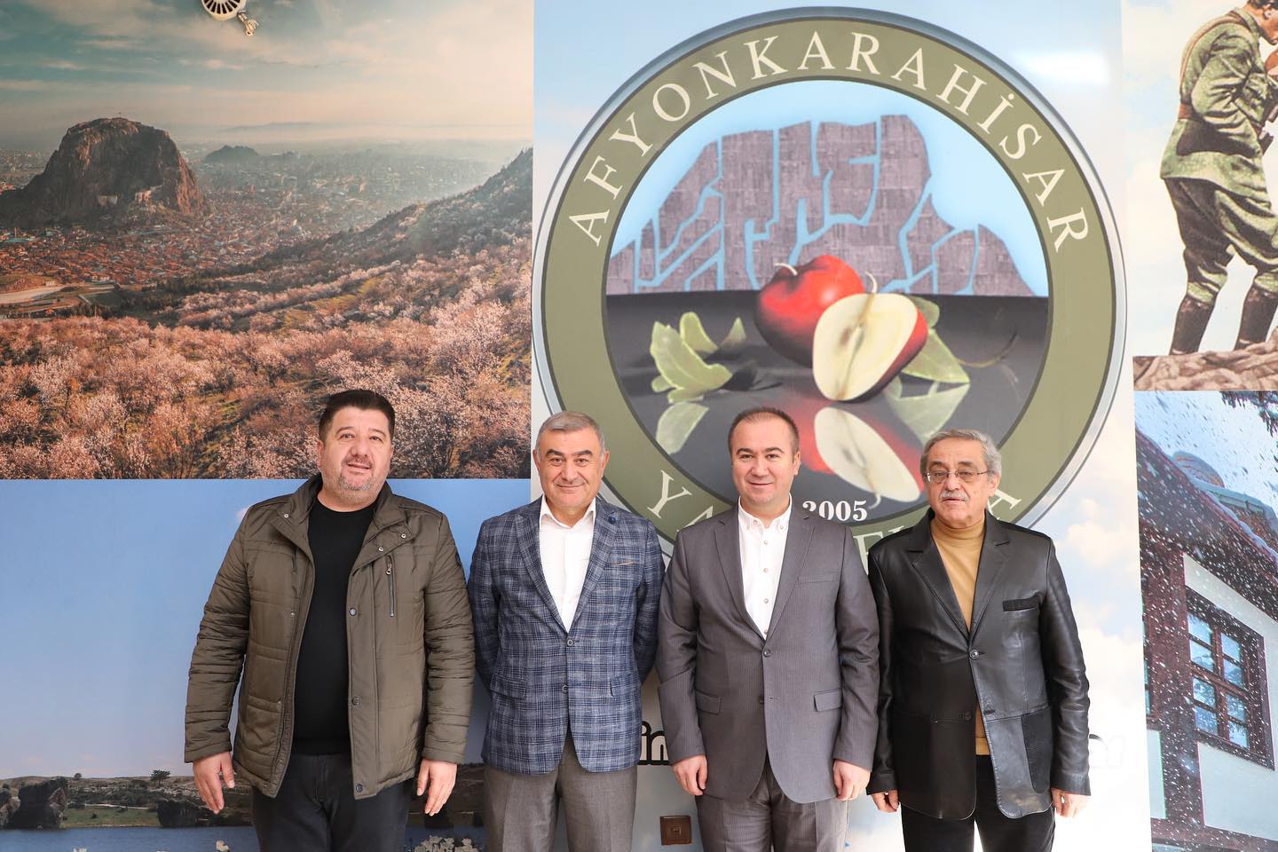 Yarım Elma Derneği, Ak Parti İl Başkanını ağırladı.