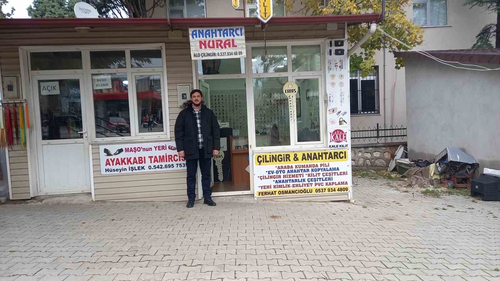 Babasının izinden giden Gedizli çilingir, umuda anahtar oldu