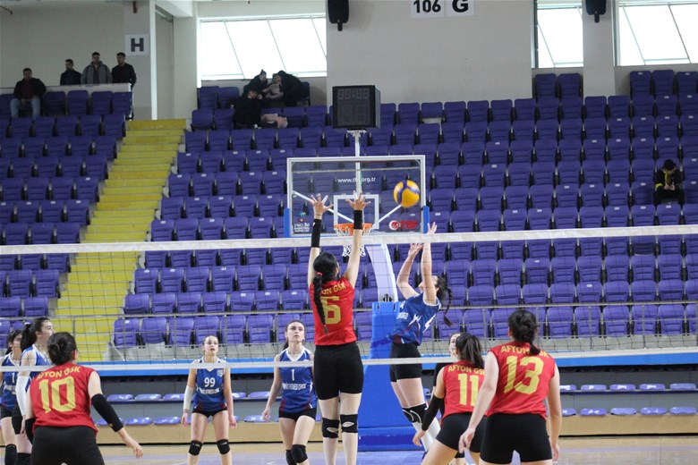 Afyonkarahisar Gençlik Spor Kulübü, Liderlikte İddialı