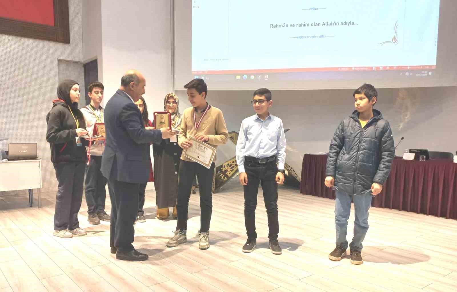 Kütahya Ahteri İmam Hatip Ortaokulu Briliant başarı!