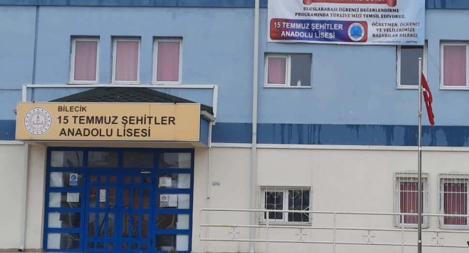 Bilecik'te 15 Temmuz Lisesi'nin yemekhane fiyatı skandalı