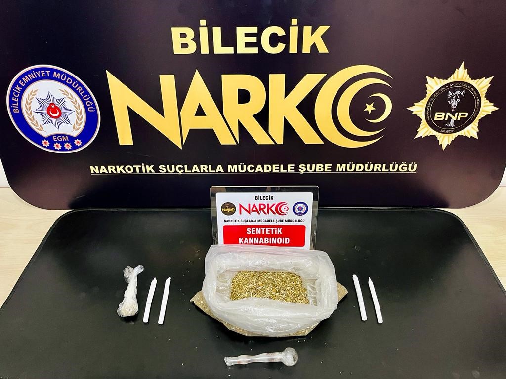 Bilecik'te Üç Ayrı Operasyonda 351,84 Gram Bonzai Ele Geçirildi