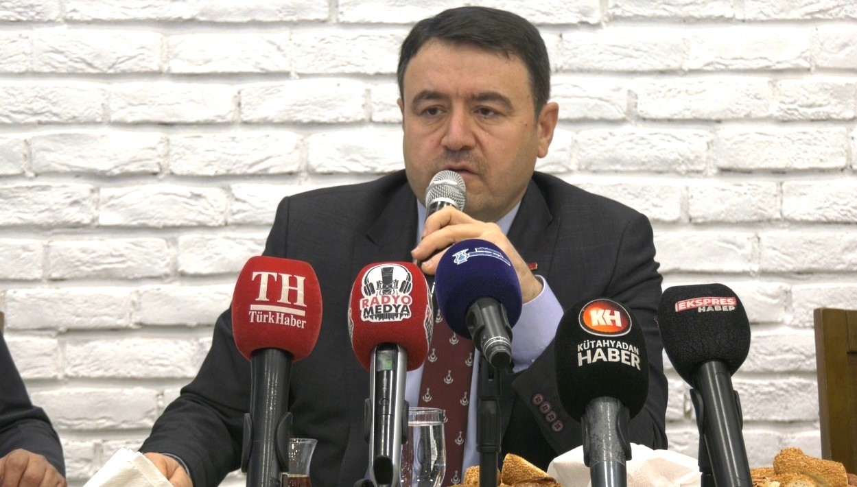 Kütahya'da 10 pavyon süresiz olarak kapatıldı.
