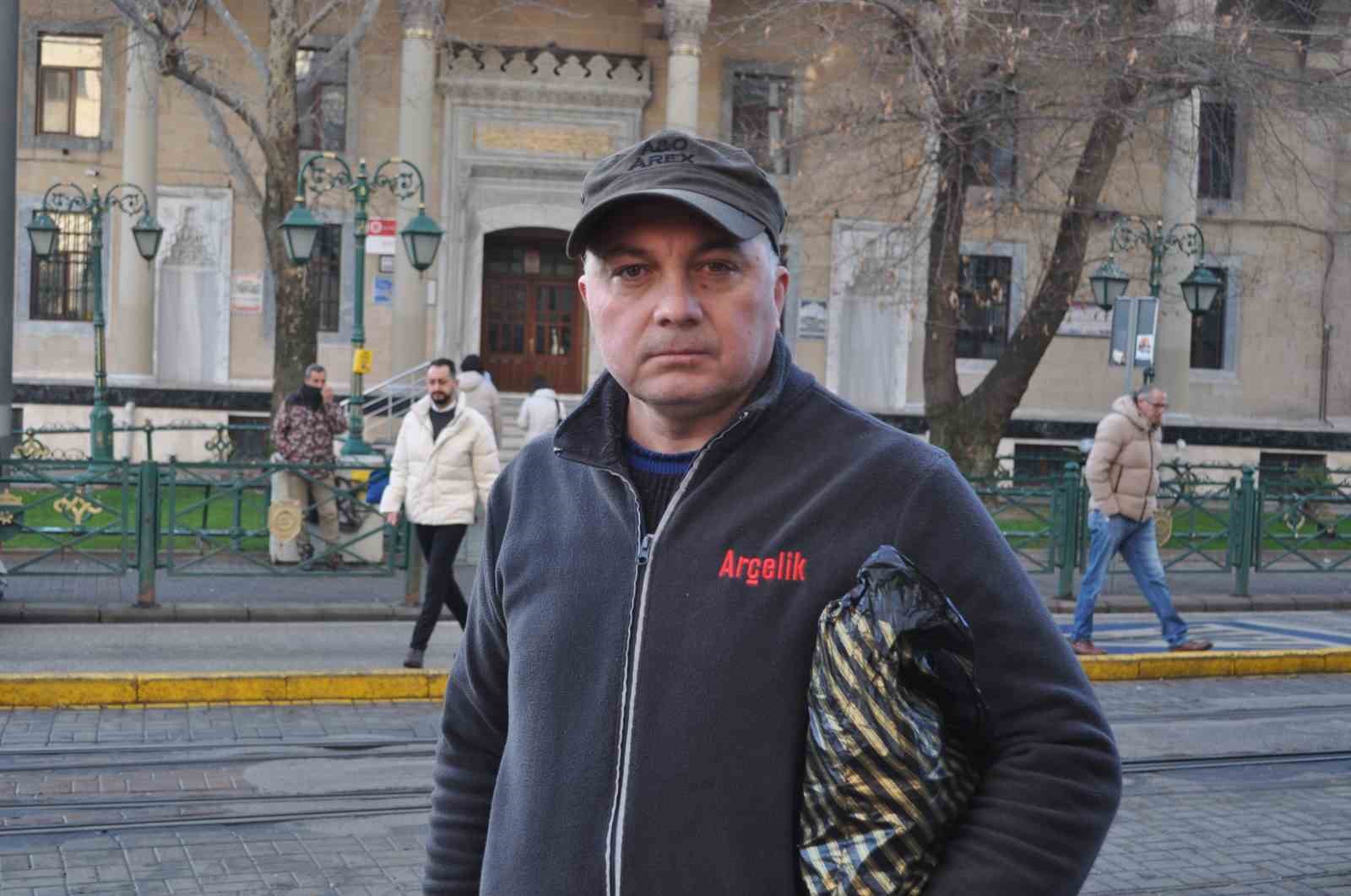 Eskişehir'deki Hamal Pazarı İşçileri Kıraathane Talep Ediyor