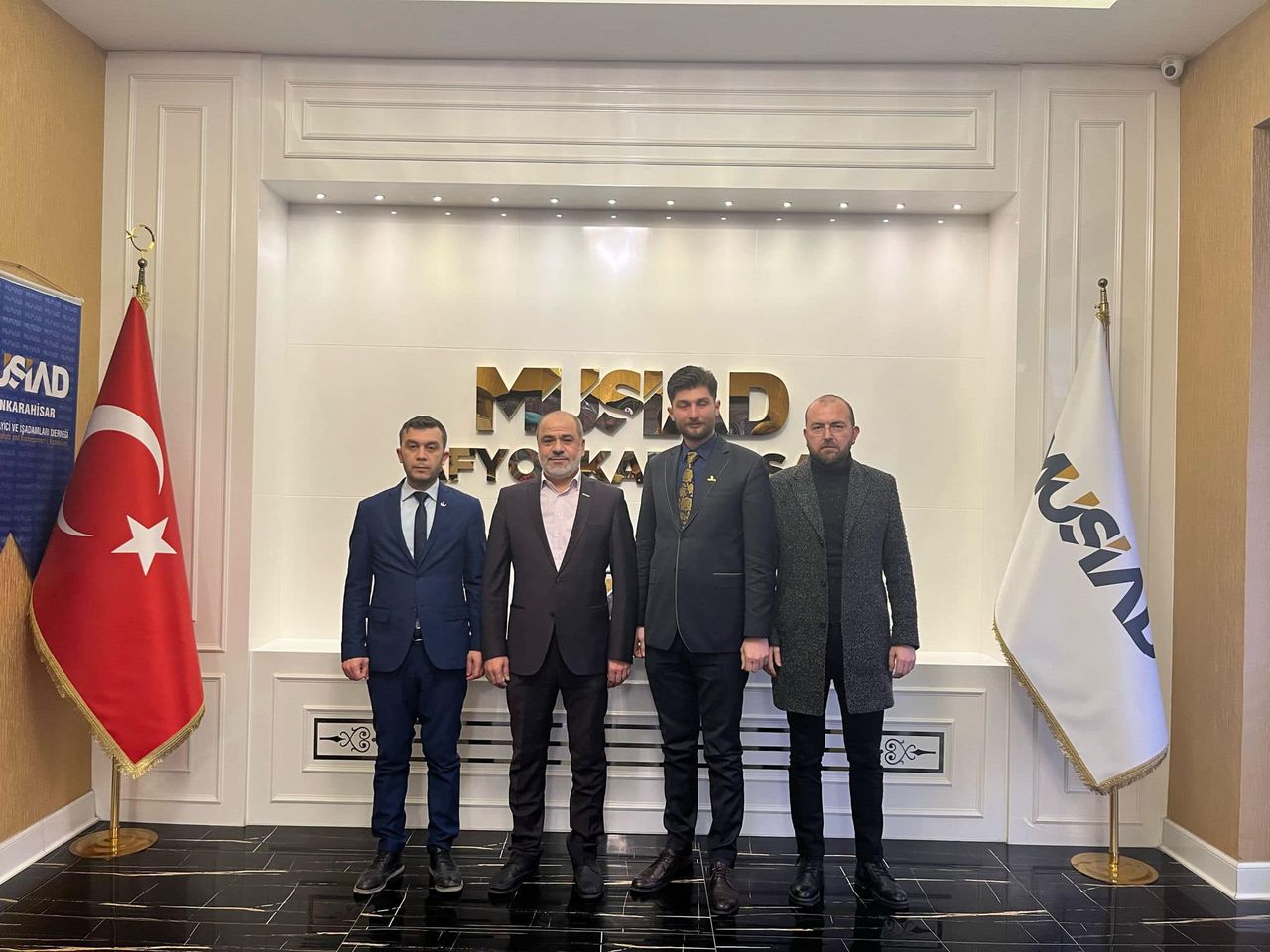Yeniden Refah Partisi, İş Dünyası ile Diyalogu Güçlendirmek İçin Afyonkarahisar'da Nezaket Ziyareti Gerçekleştirdi