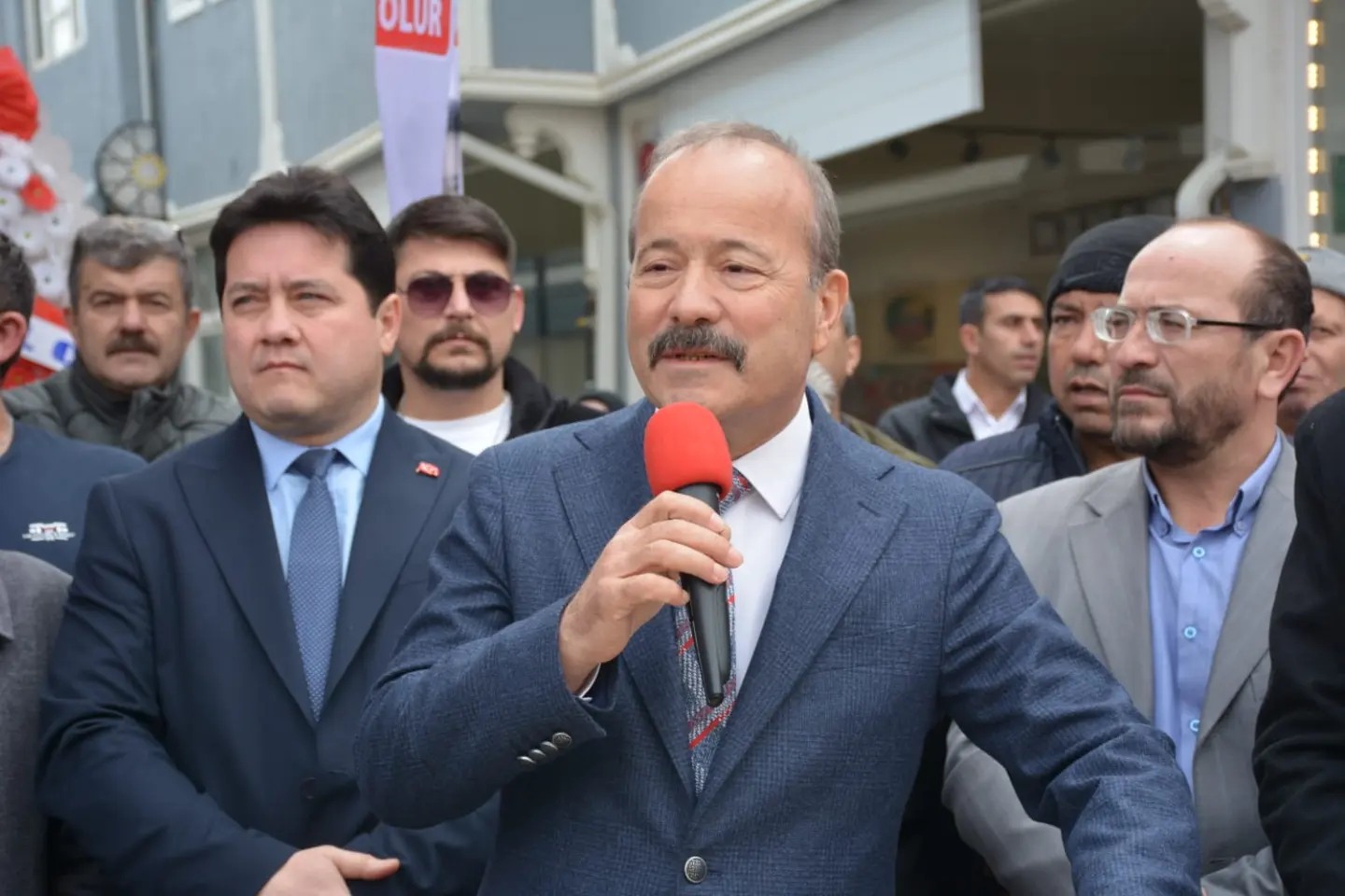MHP Milletvekili Taytak, Bolvadin'de seçim irtibat bürosu açtı