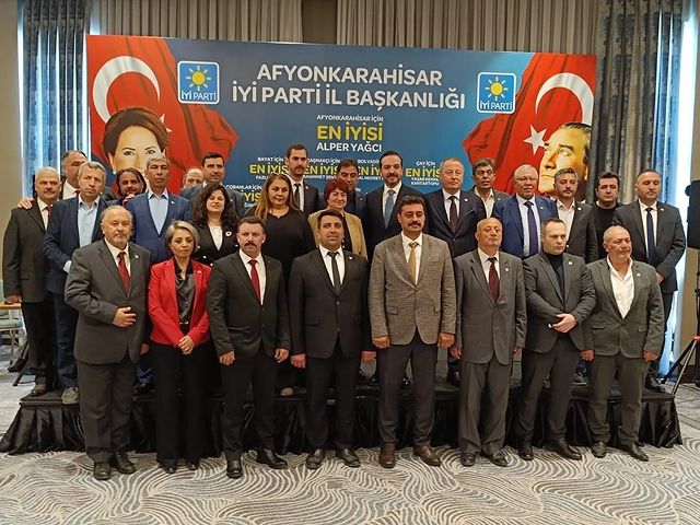 İyi Parti, Afyonkarahisar'da Alper Yağcı'yı başkan adayı olarak belirledi.