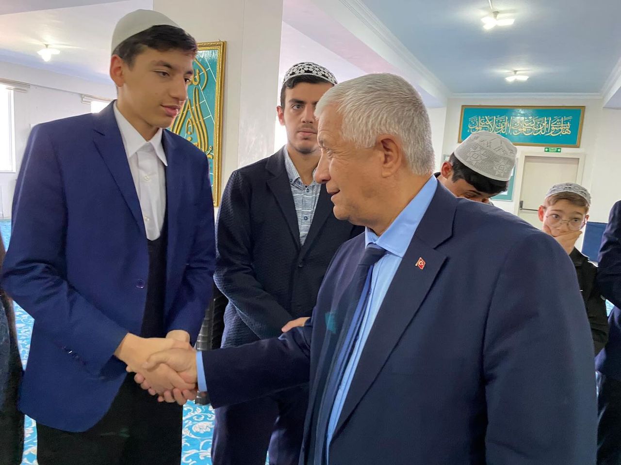 AK Parti Afyonkarahisar İl Başkanı Menteş, Vakıf Ziyaretinde