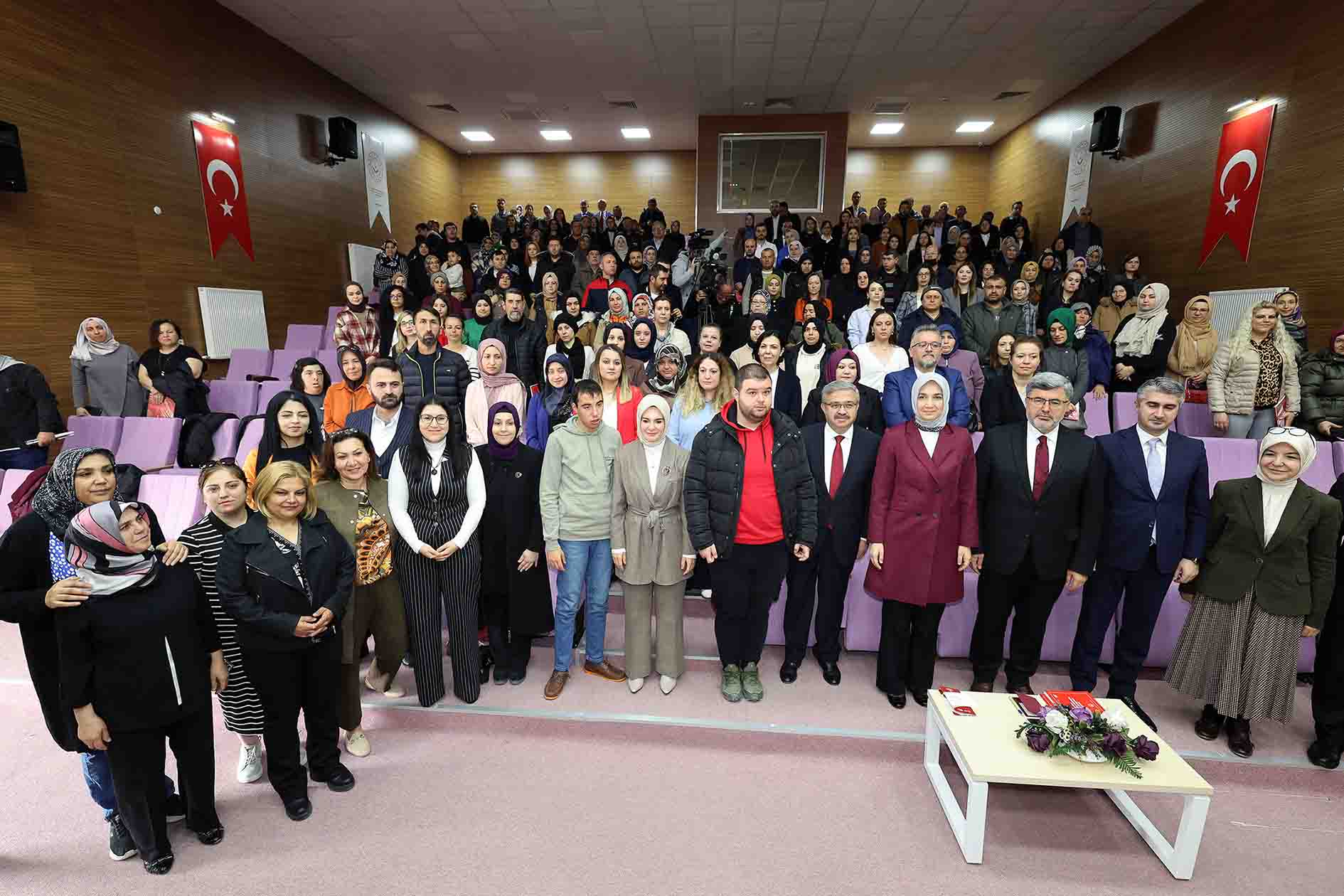 Afyonkarahisar'ı Otizm Farkındalığına Sahne Oldu