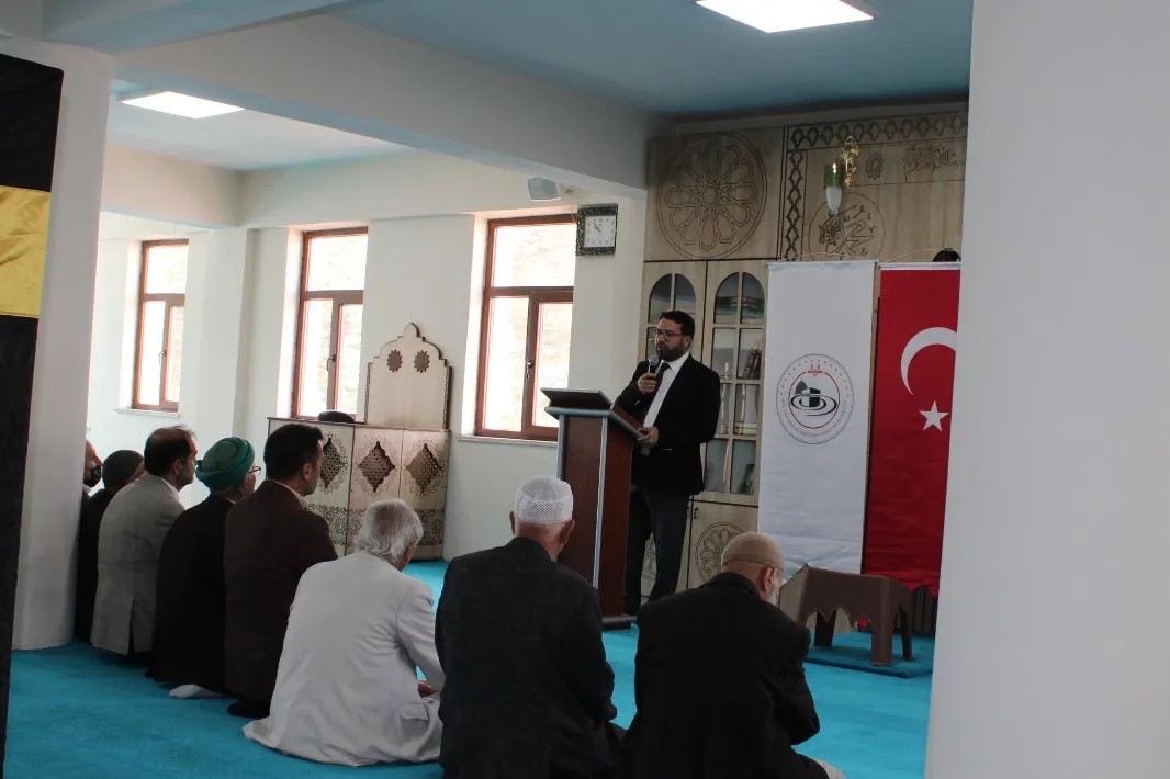 Kutsal Topraklara Hacı Adayları İçin Hazırlık Semineri Düzenlendi