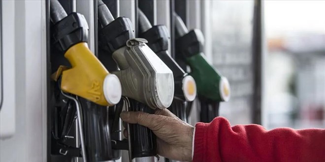 Akaryakıta Büyük Zam: Benzin ve Motorin Fiyatları Artıyor