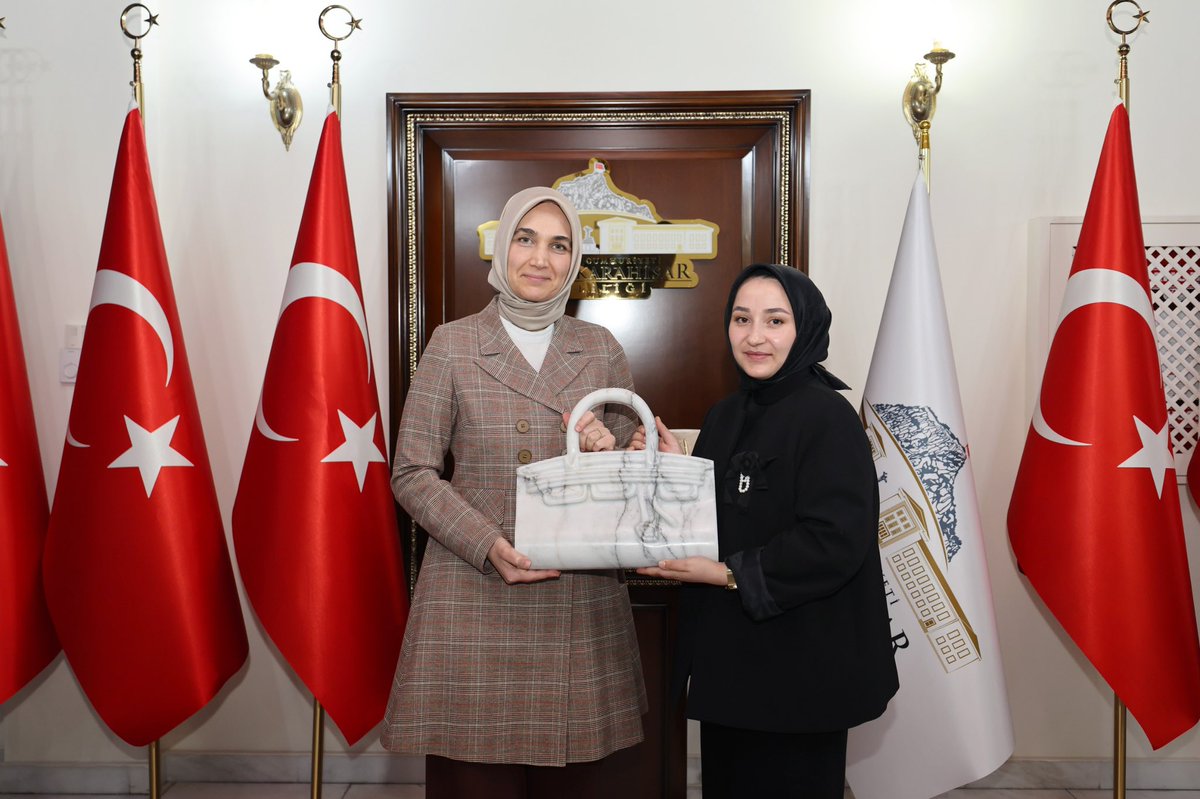 Afyonkarahisar Valisi, Kadın Girişimci Seda Balaban'ı Ağırladı