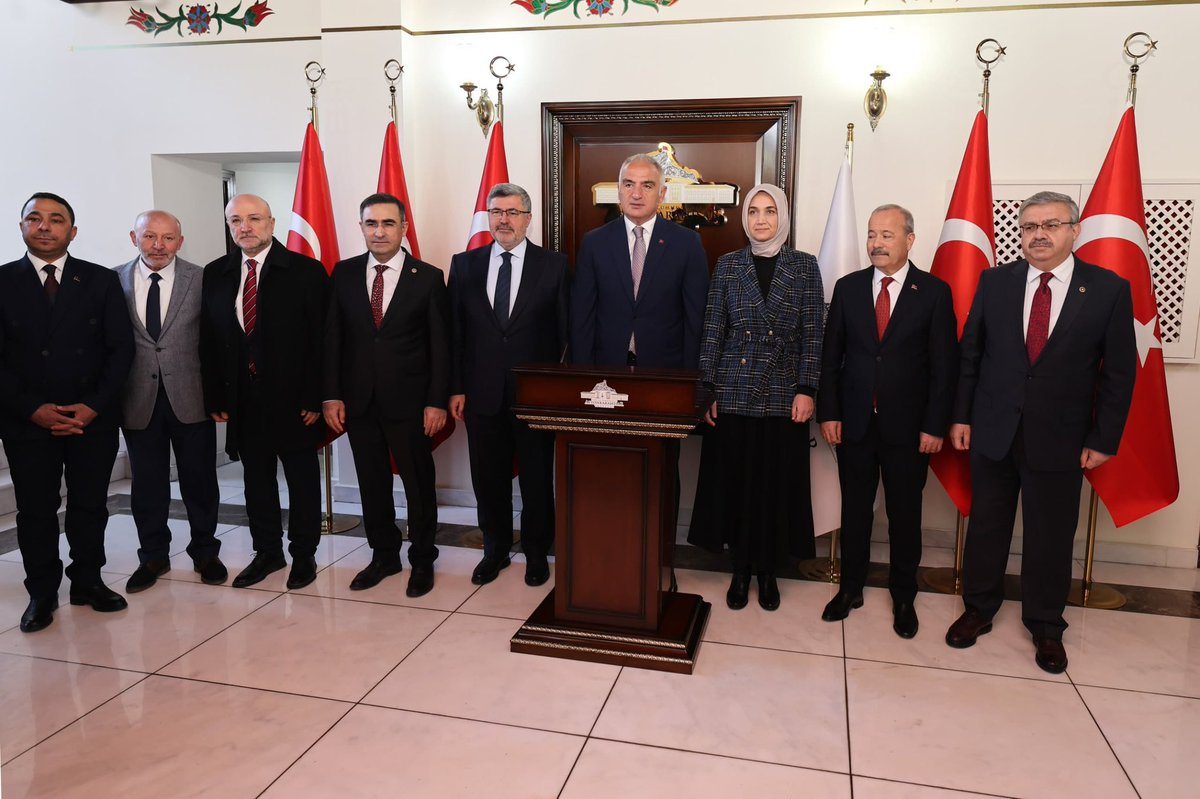 Kültür ve Turizm Bakanı Mehmet Nuri Ersoy Afyonkarahisar Valiliğini Ziyaret Etti