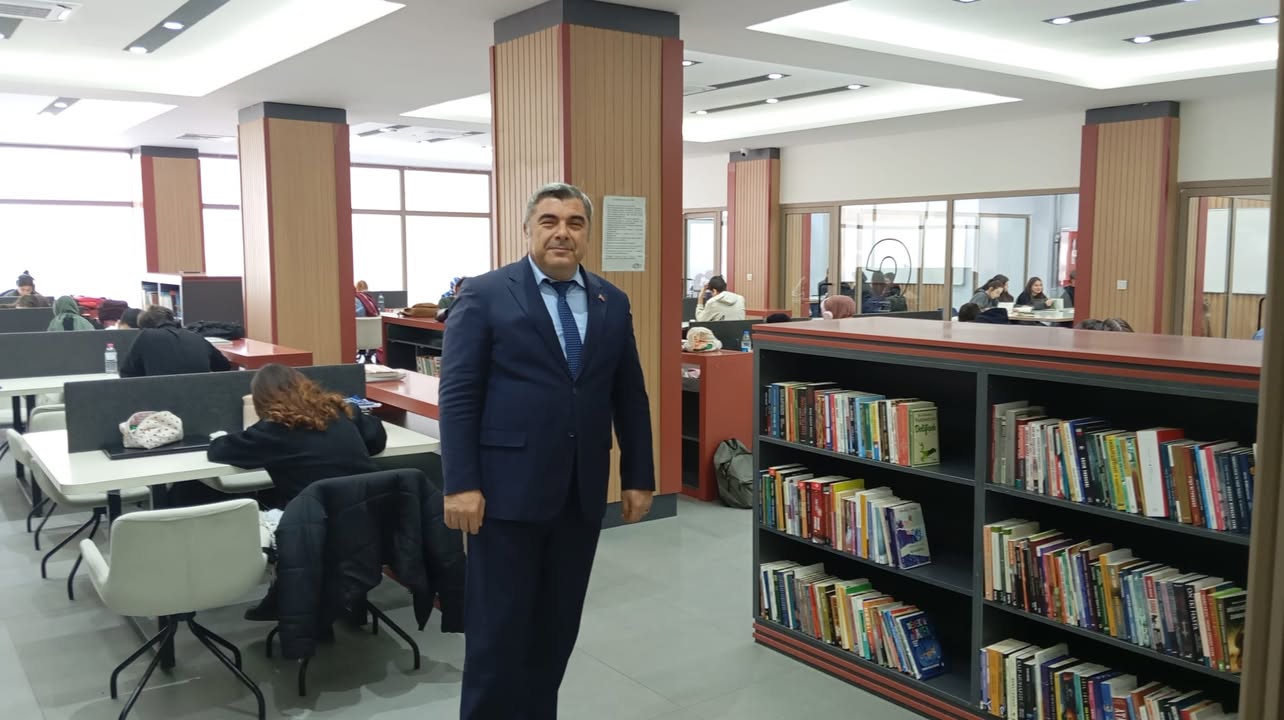 Gedik Ahmet Paşa İl Halk Kütüphanesi'nde Öğrencilerle Anlamlı Buluşma