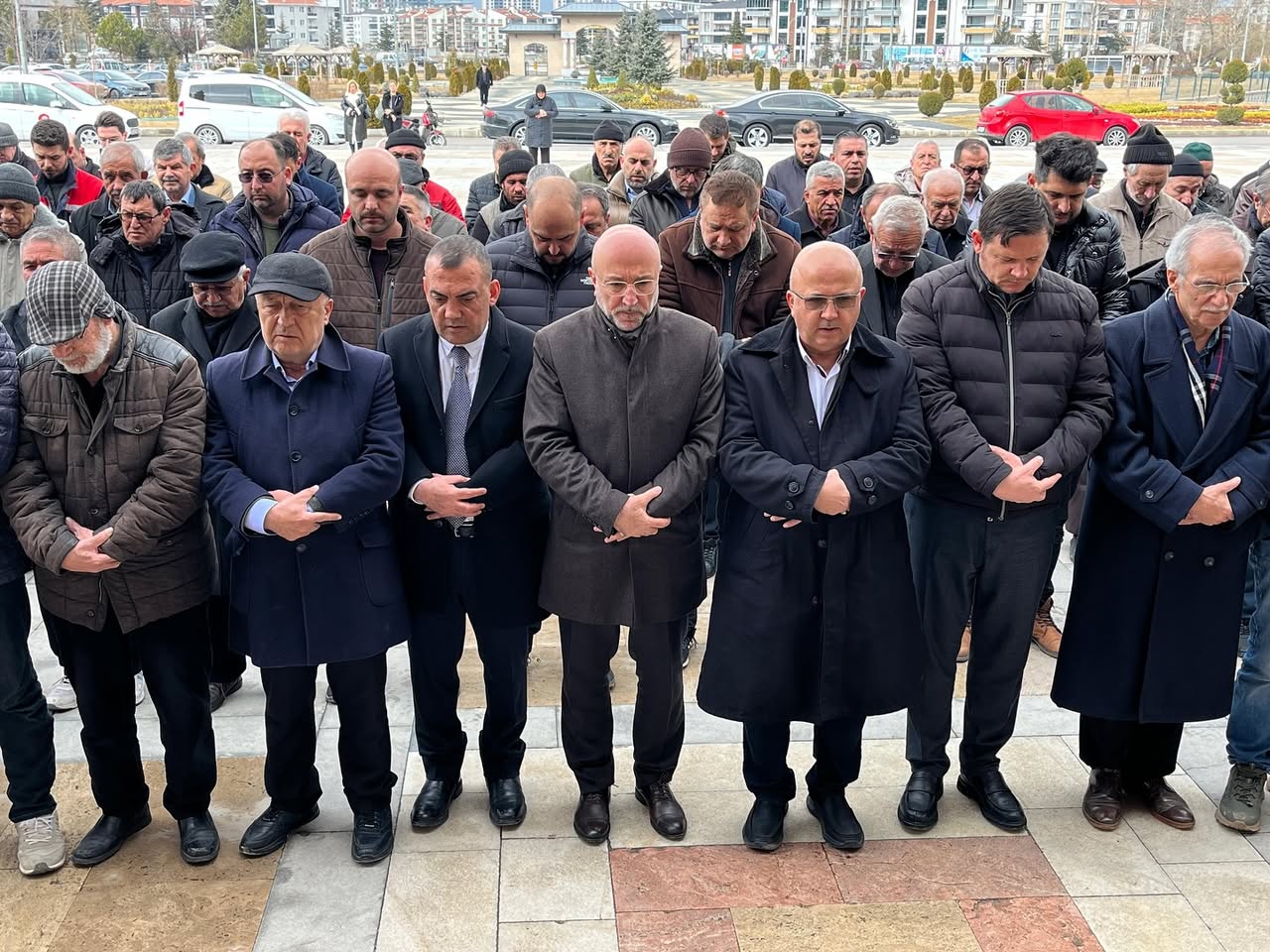 AK Parti Afyonkarahisar İl Başkanlığı'ndan CHP'li Yalçın Görgöz'e Taziye Ziyareti