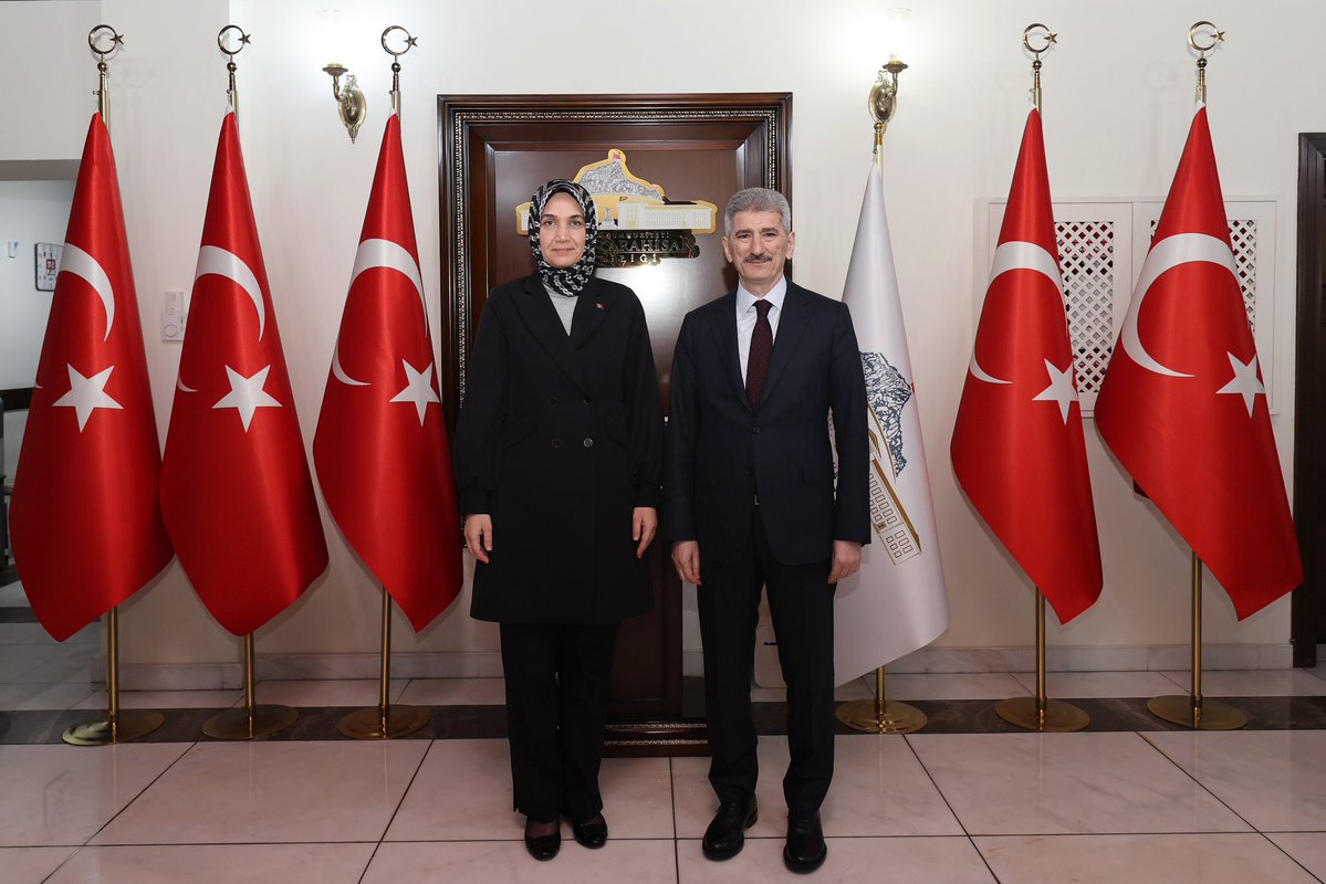 Anayasa Mahkemesi Üyesi Muhterem İnce Afyonkarahisar Valisi'ni Ziyaret Etti