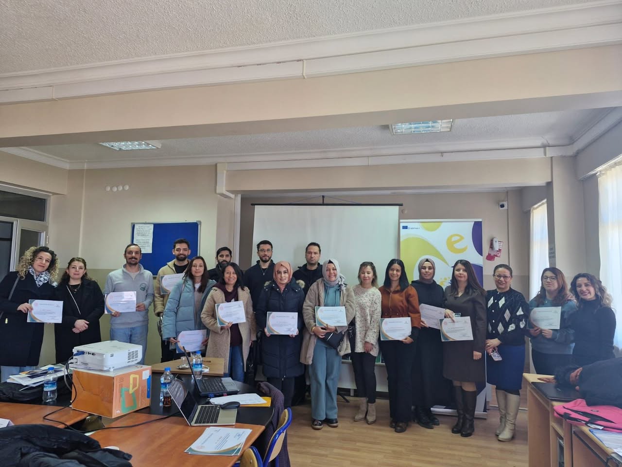 Afyonkarahisar’da Öğretmenler ESEP e-Twinning Eğitimleri ile Dijital Dönüşüme Uyum Sağlıyor