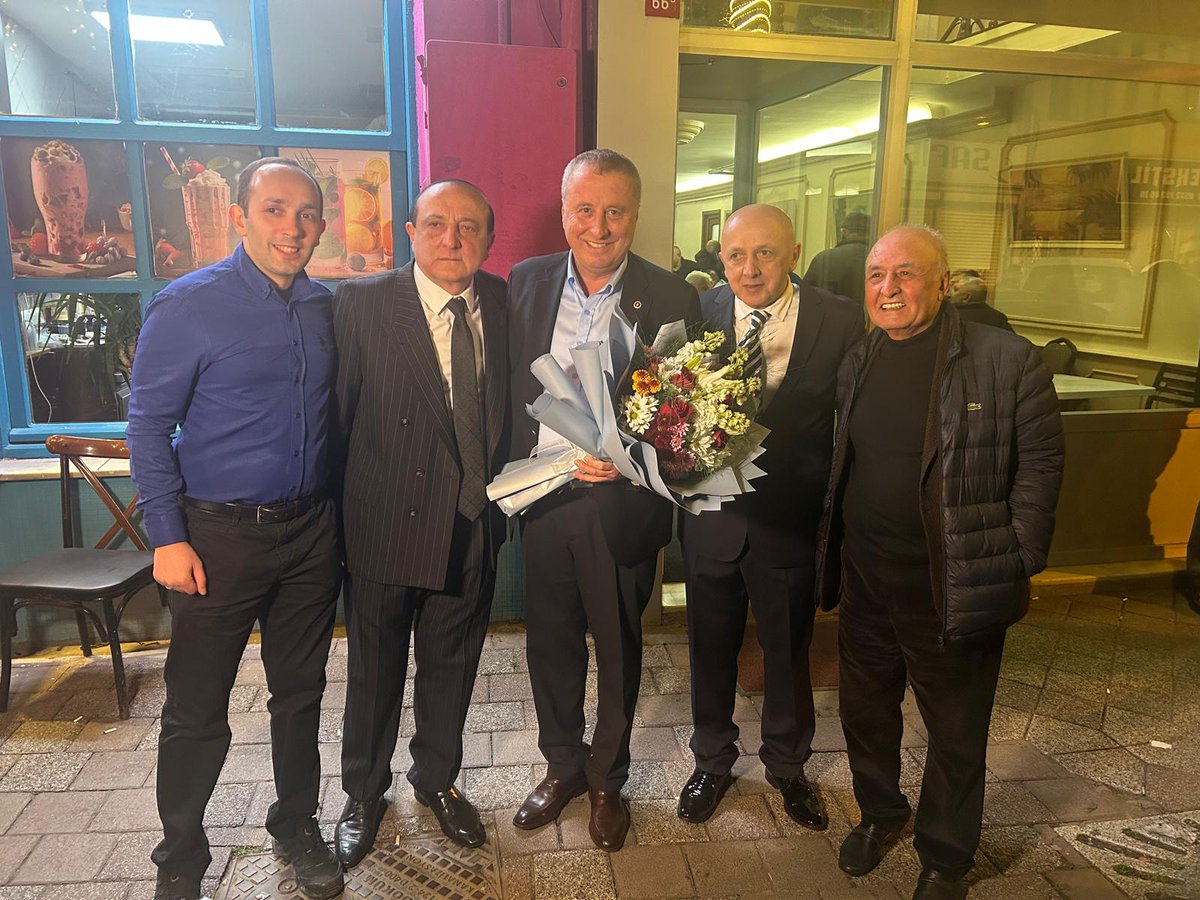 İyi Parti Genel Başkan Yardımcısı Hakan Şeref Olgun, Oflu Ahmet'in İftarında Bulundu
